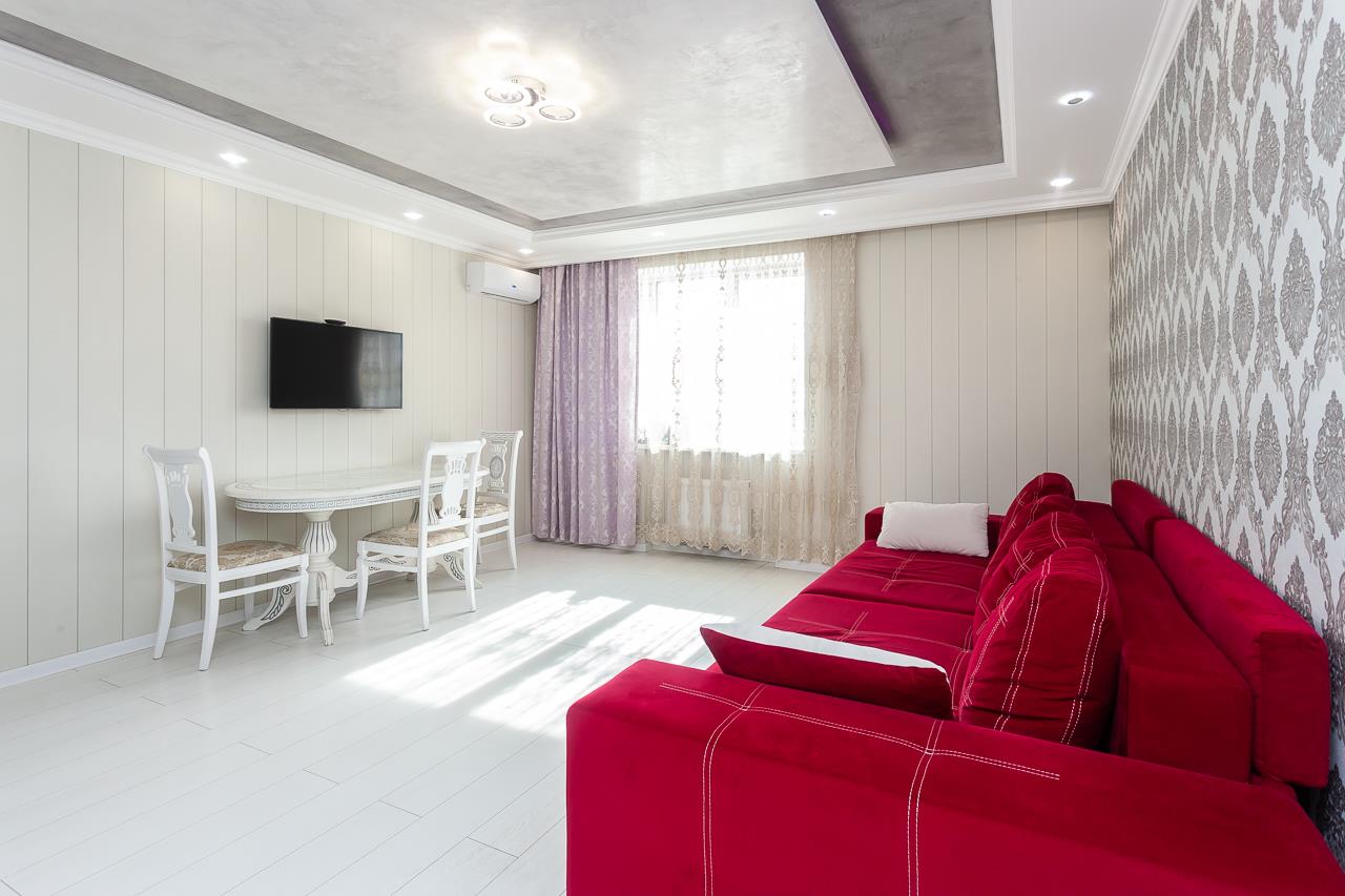 Фото №1: 3-комнатная квартира 84 м² - Краснодар, Прикубанский внутригородской округ, Калинино, мкр. Завод Радиоизмерительных Приборов, ул. 1 Мая, 428