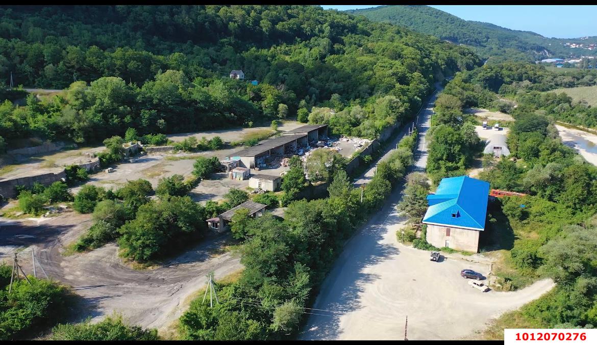 Фото №2: Коммерция 916 м² - Новомихайловский, мкр. Промышленный