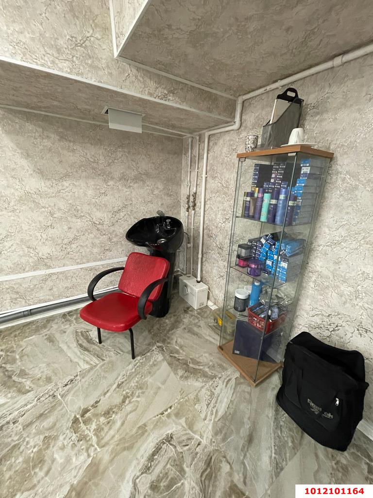 Фото №3: Торговое помещение 20 м² - Краснодар, Восточно-Кругликовский, ул. им. Героя Яцкова И.В., 20