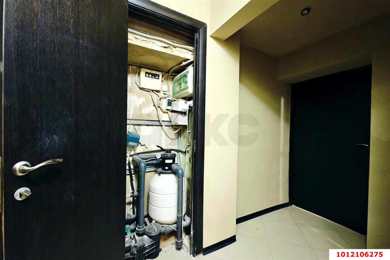 Фото №15: Торговое помещение <span class="whitespace-nowrap">93 м²</span>, <span class="whitespace-nowrap">4 эт.</span> - Краснодар, Прикубанский внутригородской округ, мкр. Юбилейный, ул. Алма-Атинская, 57