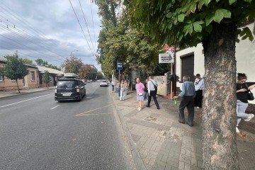 Фото №1: Торговое помещение 28 м² - Краснодар, мкр. Центральный, ул. Октябрьская, 93