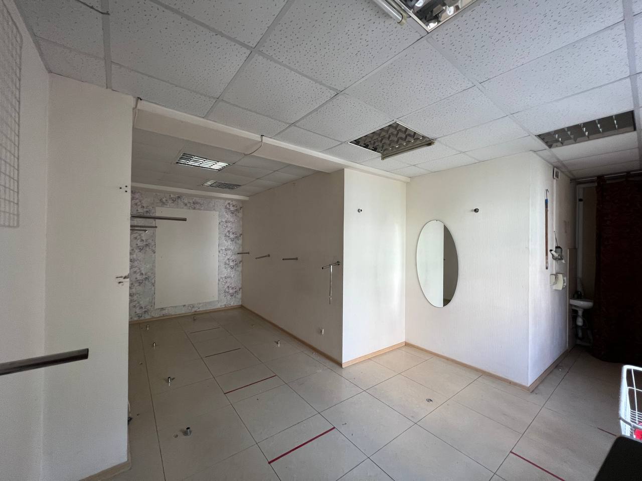 Фото №4: Коммерция 27 м² - Краснодар, Западный внутригородской округ, мкр. Центральный, ул. Октябрьская, 93