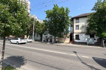 Фото №5: Торговое помещение 28 м² - Краснодар, мкр. Центральный, ул. Октябрьская, 70