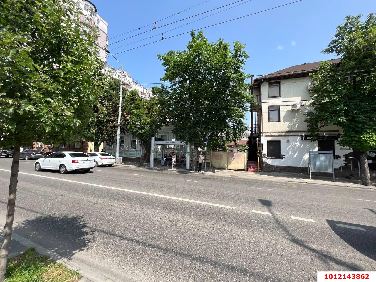 Фото №5: Торговое помещение 28 м² - Краснодар, Центральный, ул. Октябрьская, 70