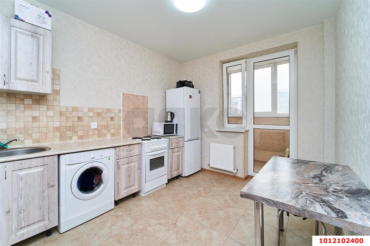 Фото №2: 1-комнатная квартира 41 м² - Краснодар, жилой комплекс Дружный, ул. Адмирала Серебрякова, 3