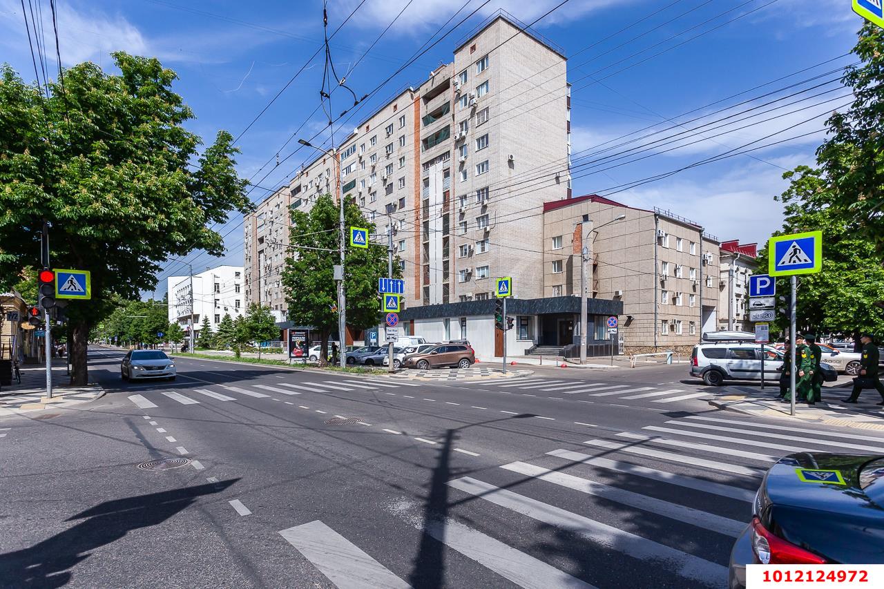 Фото №1: 3-комнатная квартира 68 м² - Краснодар, Центральный, ул. Октябрьская, 44