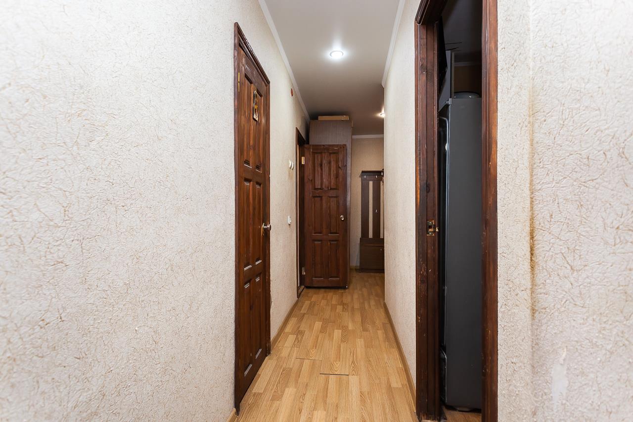 Фото №10: 3-комнатная квартира 68 м² - Краснодар, Центральный внутригородской округ, Западный внутригородской округ, мкр. Центральный, ул. Октябрьская, 44