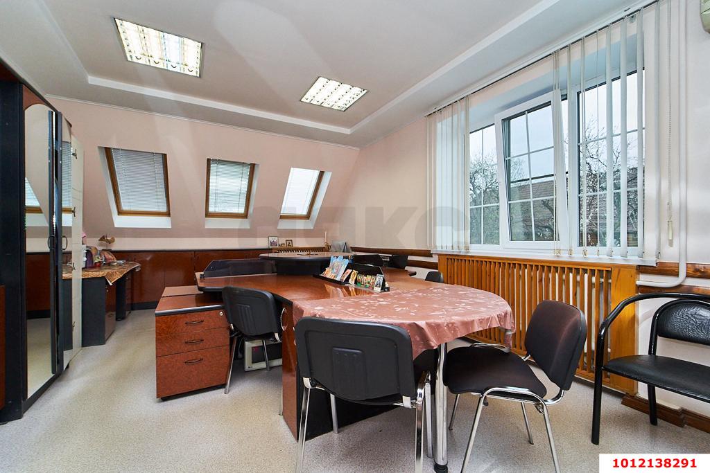 Фото №13: Дом 220 м² + 8.43 сот. - Краснодар, мкр. Западный внутригородской округ, ул. Володи Головатого, 254