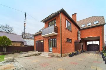 Фото №1: Дом 220 м² - Краснодар, мкр. Западный внутригородской округ, ул. Володи Головатого, 254