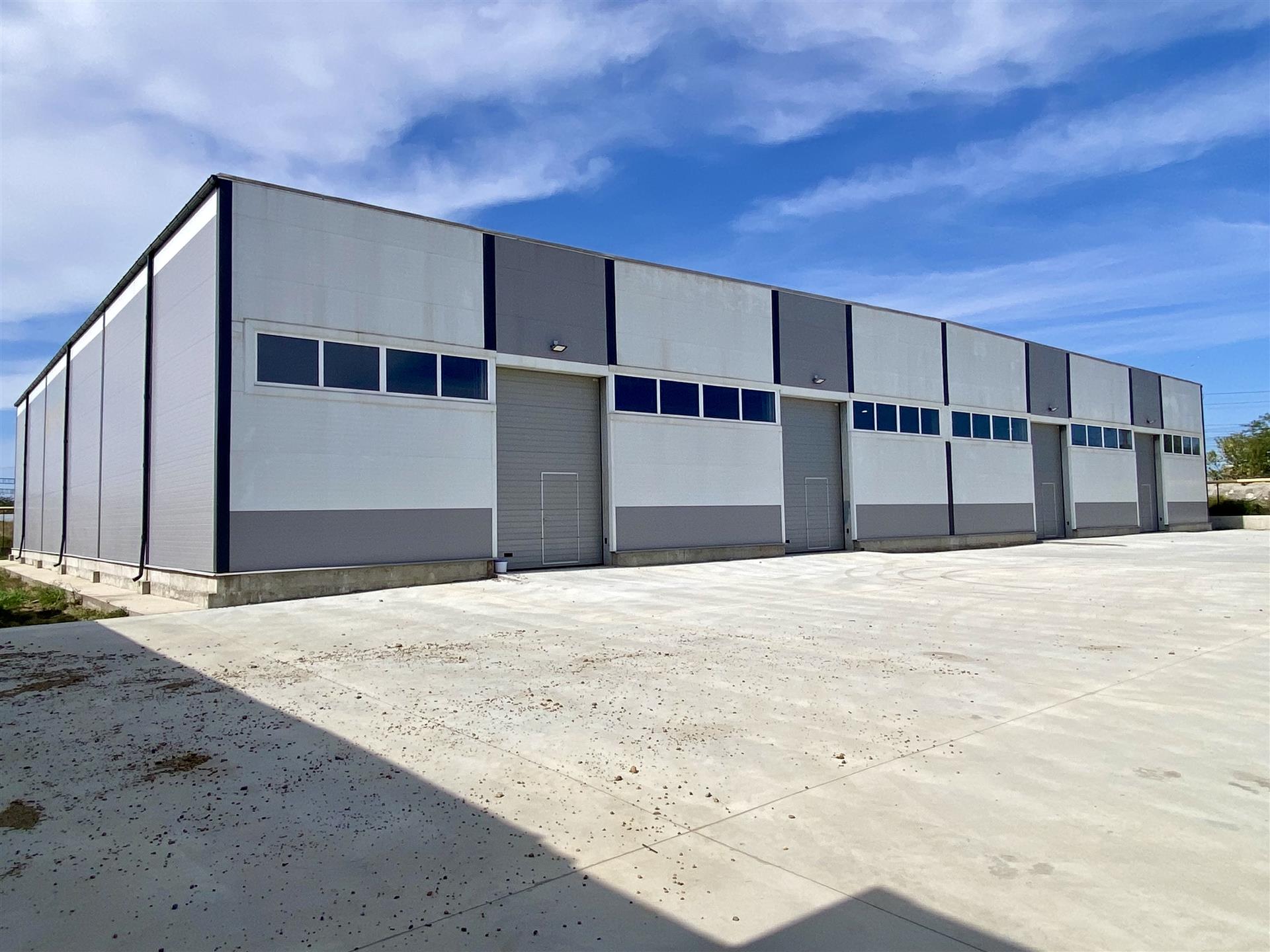 Фото №1: Коммерция 1498 м² - Краснодар, ул. Демуса, 19И