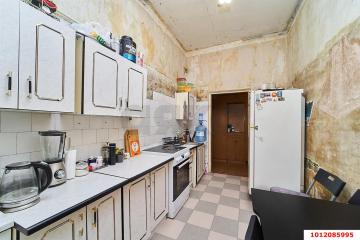 Фото №1: 2-комнатная квартира <span class="whitespace-nowrap">60 м²</span>, <span class="whitespace-nowrap">1/5 эт.</span> - Краснодар, мкр. Западный внутригородской округ, ул. Шоссе Нефтяников, 67