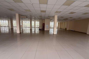Фото №4: Торговое помещение 581 м² - Краснодар, мкр. ЖК Севастопольский, ул. Восточно-Кругликовская, 18
