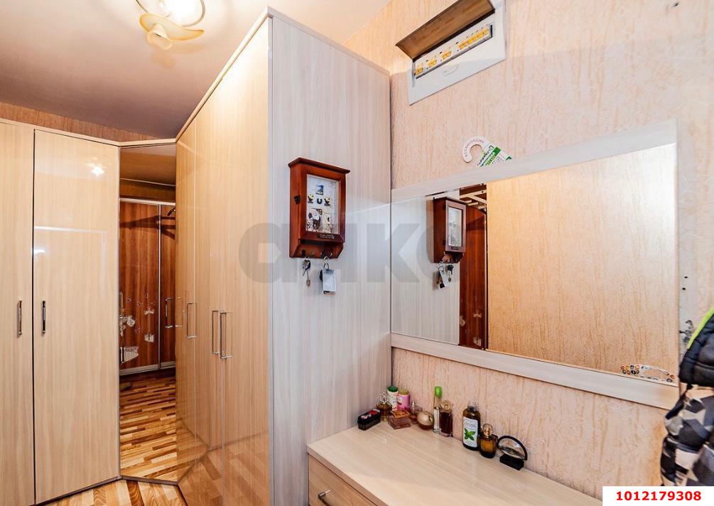 Фото №10: 2-комнатная квартира 73 м² - Краснодар, Прикубанский внутригородской округ, мкр. имени Маршала Жукова, ул. Александра Покрышкина, 4/4