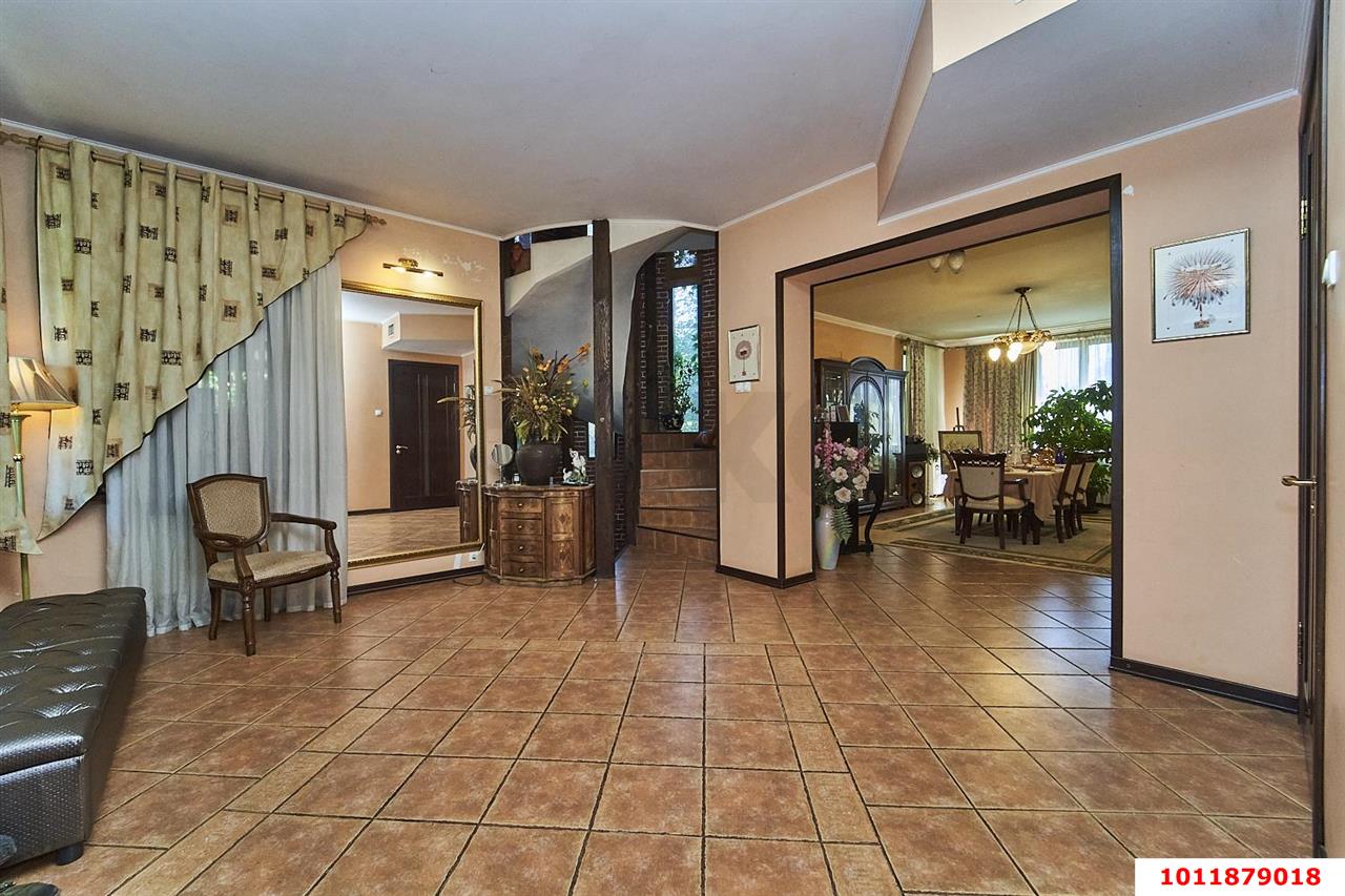 Фото №5: Дом 331 м² + 8 сот. - Краснодар, Сады Калинина, ул. Голубиная, 6