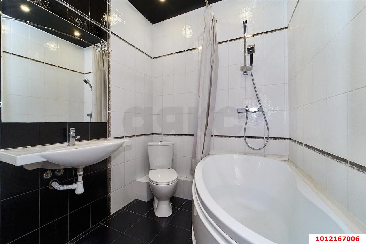 Фото №16: 2-комнатная квартира 65 м² - Краснодар, Центральный внутригородской округ, мкр. Центральный, ул. Длинная, 192