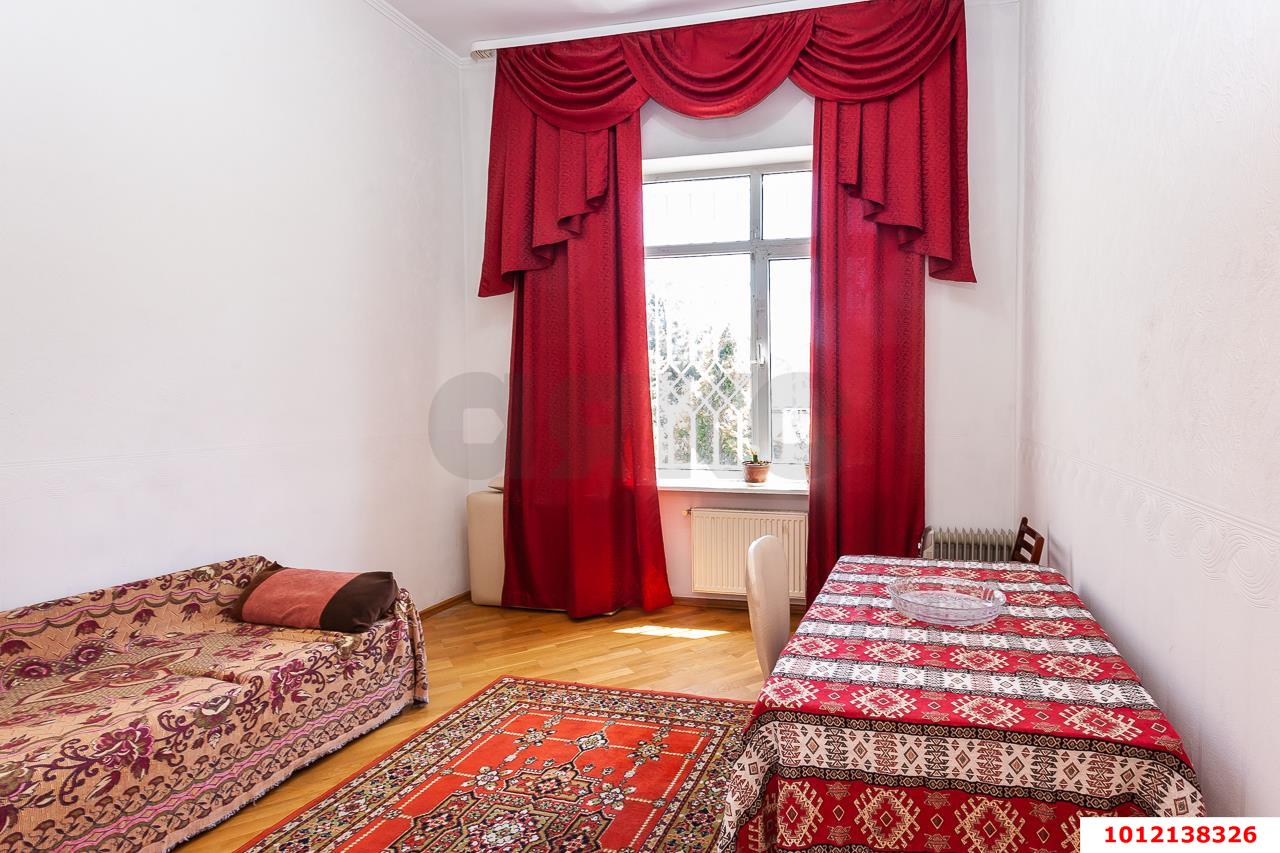 Фото №8: Дом 363 м² + 7.95 сот. - Краснодар, Прикубанский внутригородской округ, Завод Радиоизмерительных Приборов, п. Калинино, ул. Уссурийская, 1/1