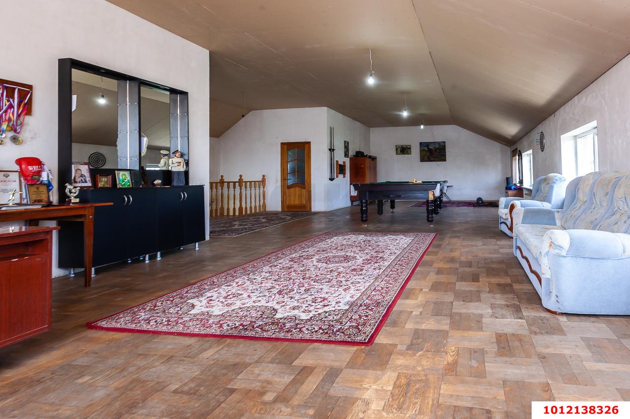 Фото №16: Дом 363 м² + 7.95 сот. - Краснодар, Прикубанский внутригородской округ, Завод Радиоизмерительных Приборов, п. Калинино, ул. Уссурийская, 1/1