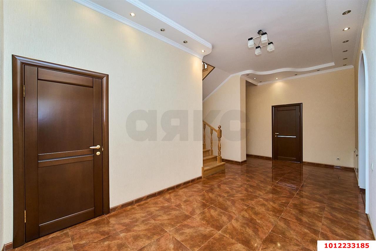 Фото №16: Дом 307 м² + 9.53 сот. - Краснодар, Завод Радиоизмерительных Приборов, ул. Семигорская, 24