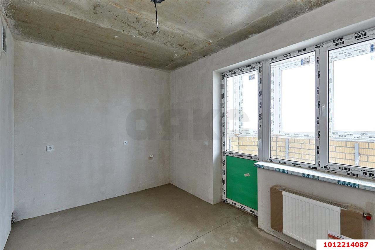 Фото №2: 1-комнатная квартира 41 м² - Краснодар, Прикубанский внутригородской округ, Славянский, мкр. Светлоград, ул. Красных Партизан, 1/4к6