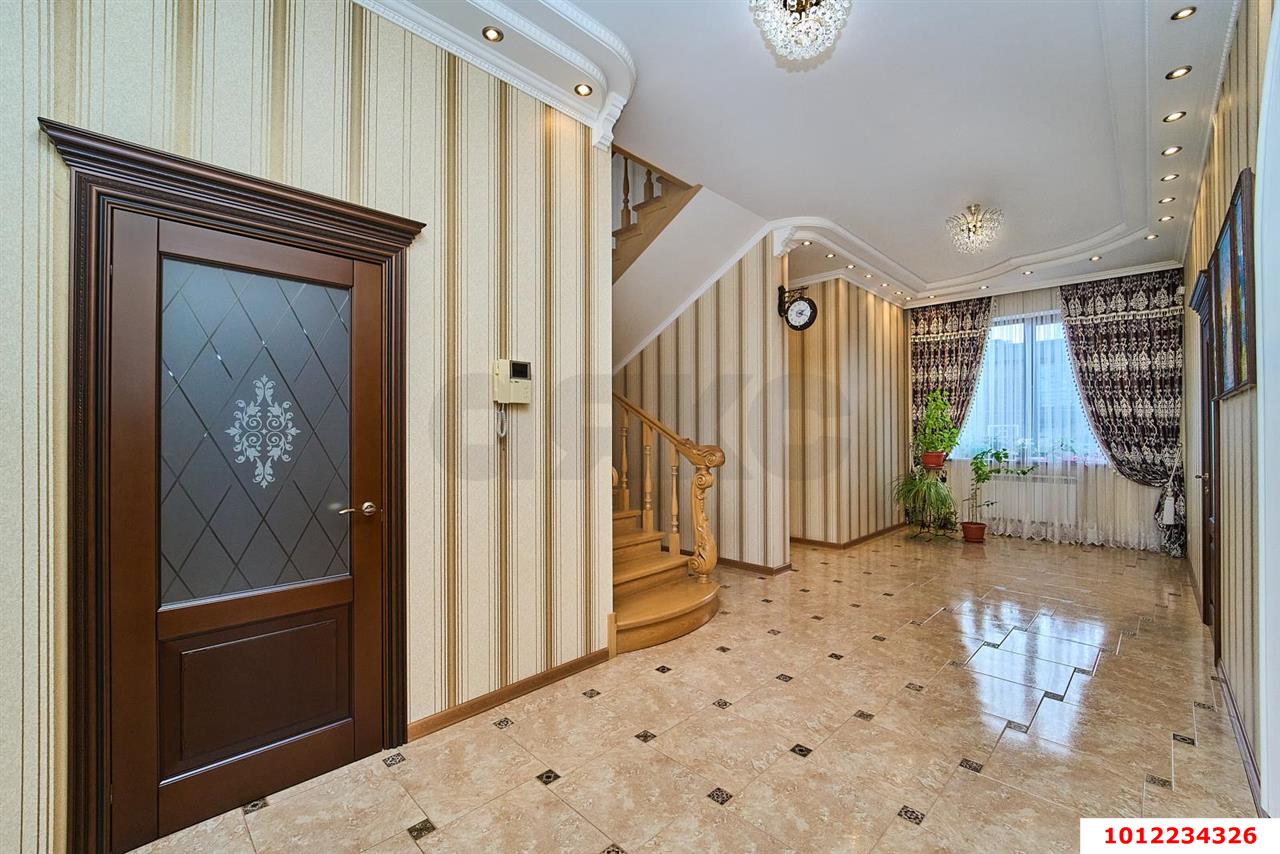 Фото №29: Дом 386 м² + 10.75 сот. - Краснодар, Прикубанский внутригородской округ, Калинино, мкр. Завод Радиоизмерительных Приборов, ул. Семигорская, 22