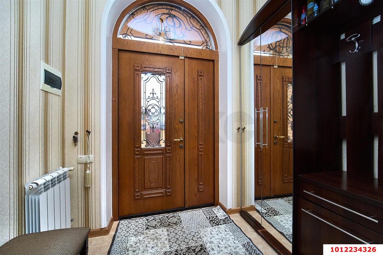 Фото №30: Дом 386 м² + 10.75 сот. - Краснодар, Прикубанский внутригородской округ, Калинино, мкр. Завод Радиоизмерительных Приборов, ул. Семигорская, 22