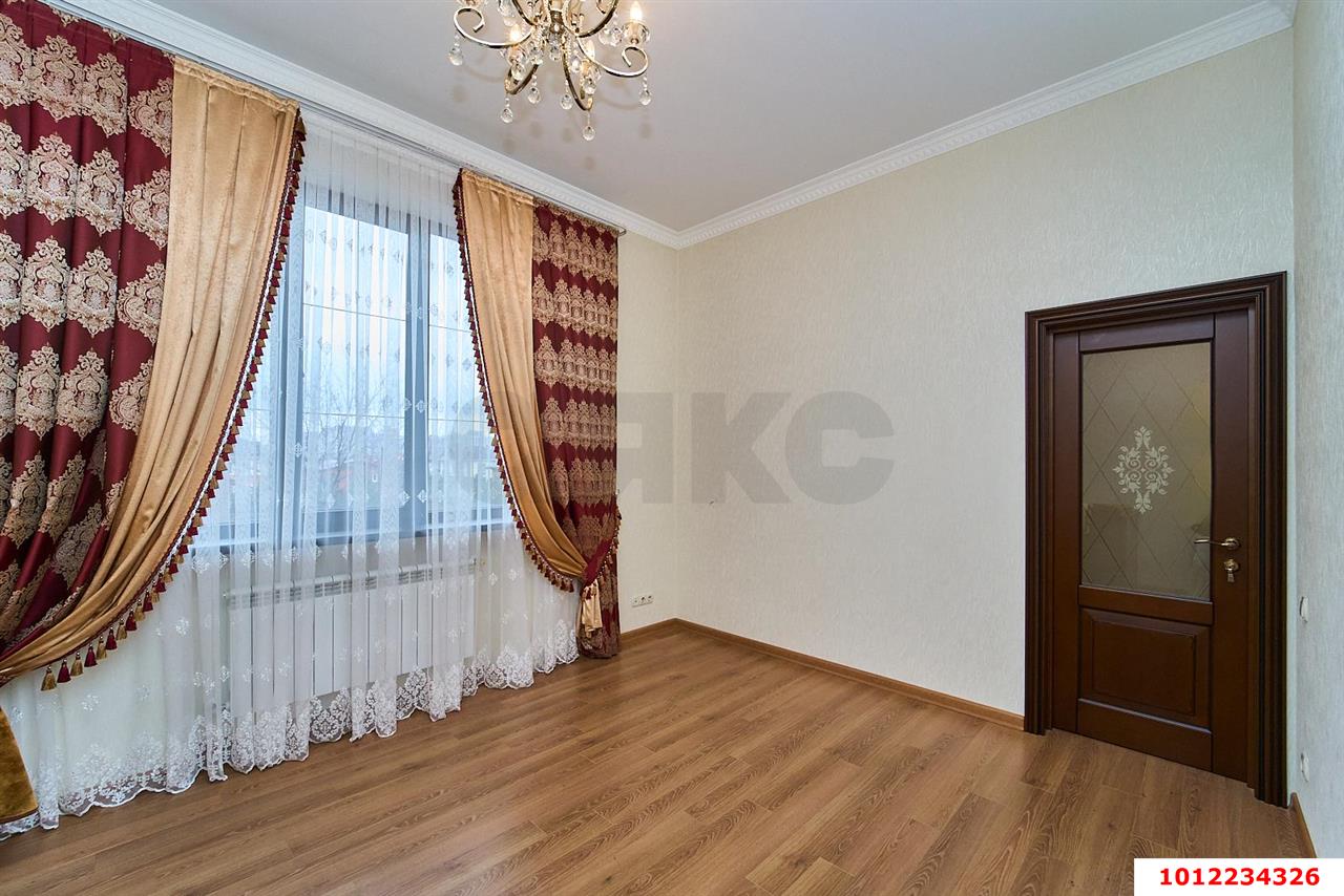 Фото №16: Дом 386 м² + 10.75 сот. - Краснодар, Прикубанский внутригородской округ, Калинино, мкр. Завод Радиоизмерительных Приборов, ул. Семигорская, 22