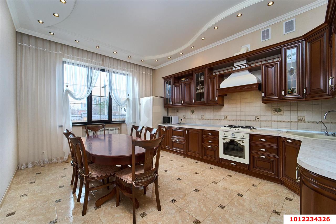 Фото №1: Дом 386 м² + 10.75 сот. - Краснодар, Прикубанский внутригородской округ, Калинино, мкр. Завод Радиоизмерительных Приборов, ул. Семигорская, 22