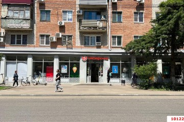 Фото №3: Торговое помещение 303 м² - Краснодар, мкр. Западный внутригородской округ, ул. Фёдора Лузана, 13