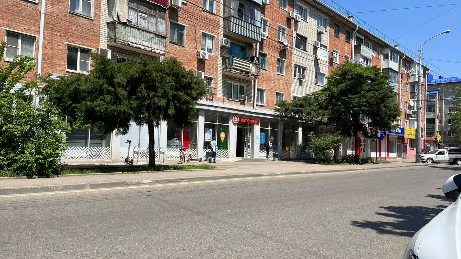 Фото №4: Коммерция 302 м² - Краснодар, мкр. Западный внутригородской округ, ул. Фёдора Лузана, 13