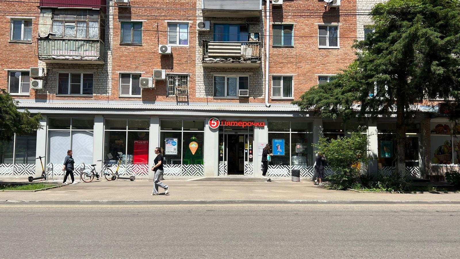 Фото №3: Коммерция 302 м² - Краснодар, мкр. Западный внутригородской округ, ул. Фёдора Лузана, 13