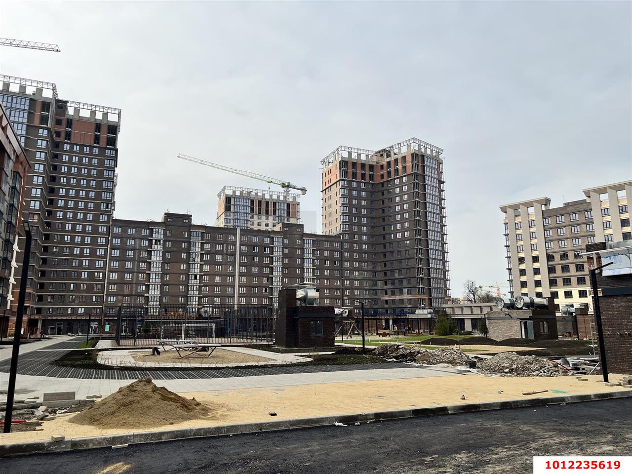Фото №9: Торговое помещение 169 м² - Краснодар, жилой комплекс Лиговский, ул. Героя Пешкова, 7