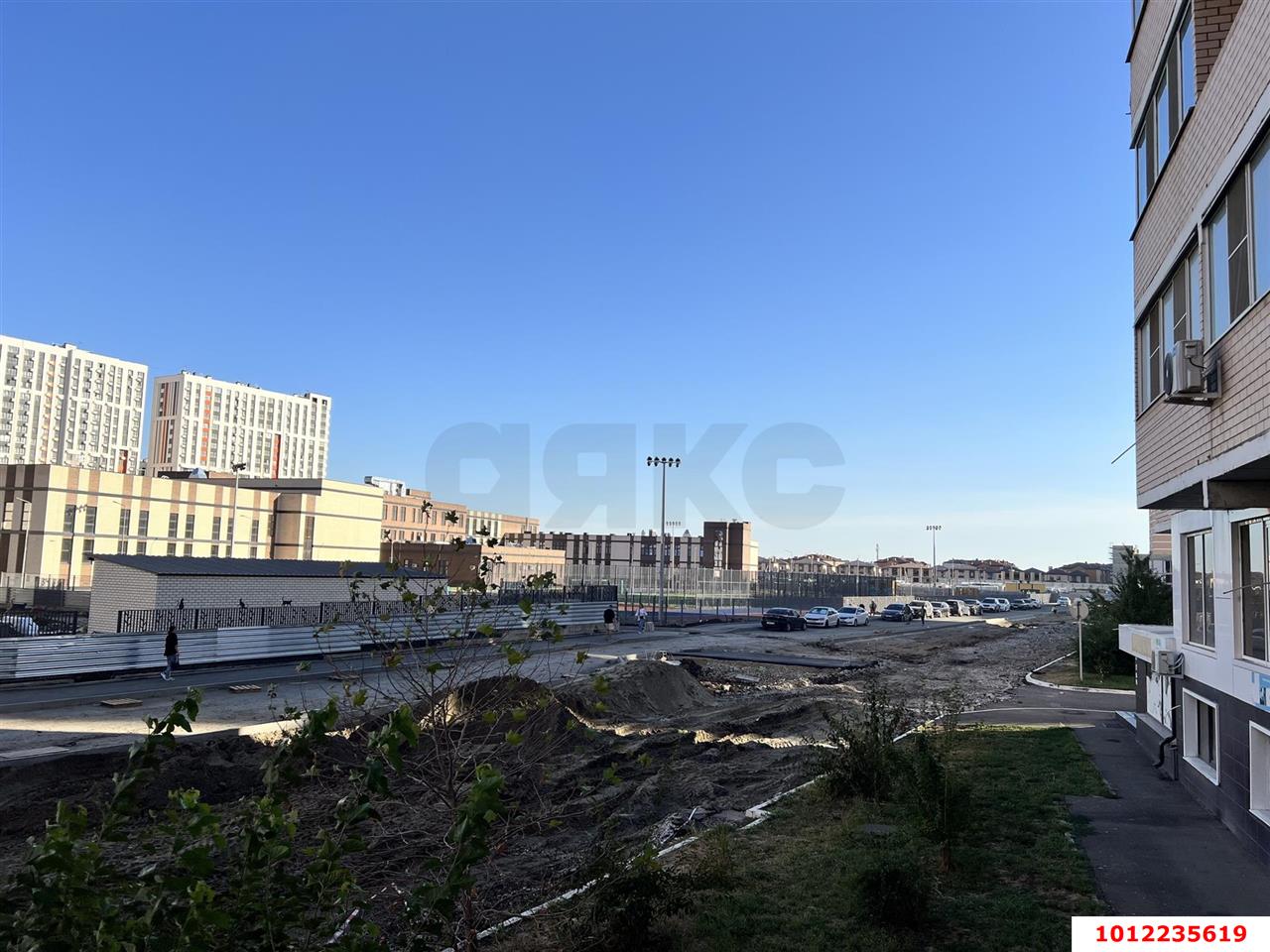 Фото №2: Торговое помещение 169 м² - Краснодар, жилой комплекс Лиговский, ул. Героя Пешкова, 7