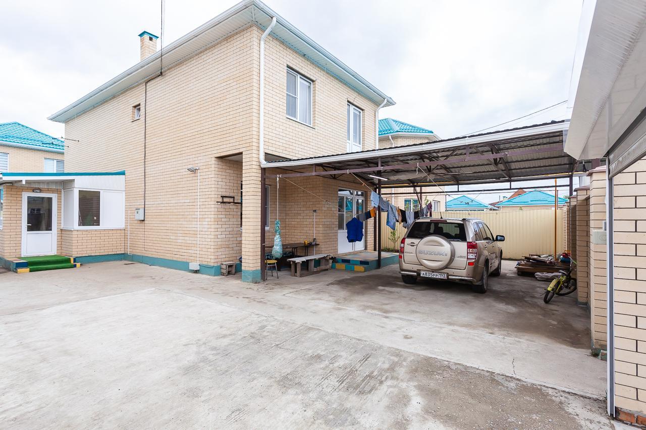 Фото №12: Дом 141 м² + 3 сот. - Краснодар, Прикубанский внутригородской округ, п. коттеджный  Изумрудный Город, ул. имени Героя Петра Богдановича, 3к1