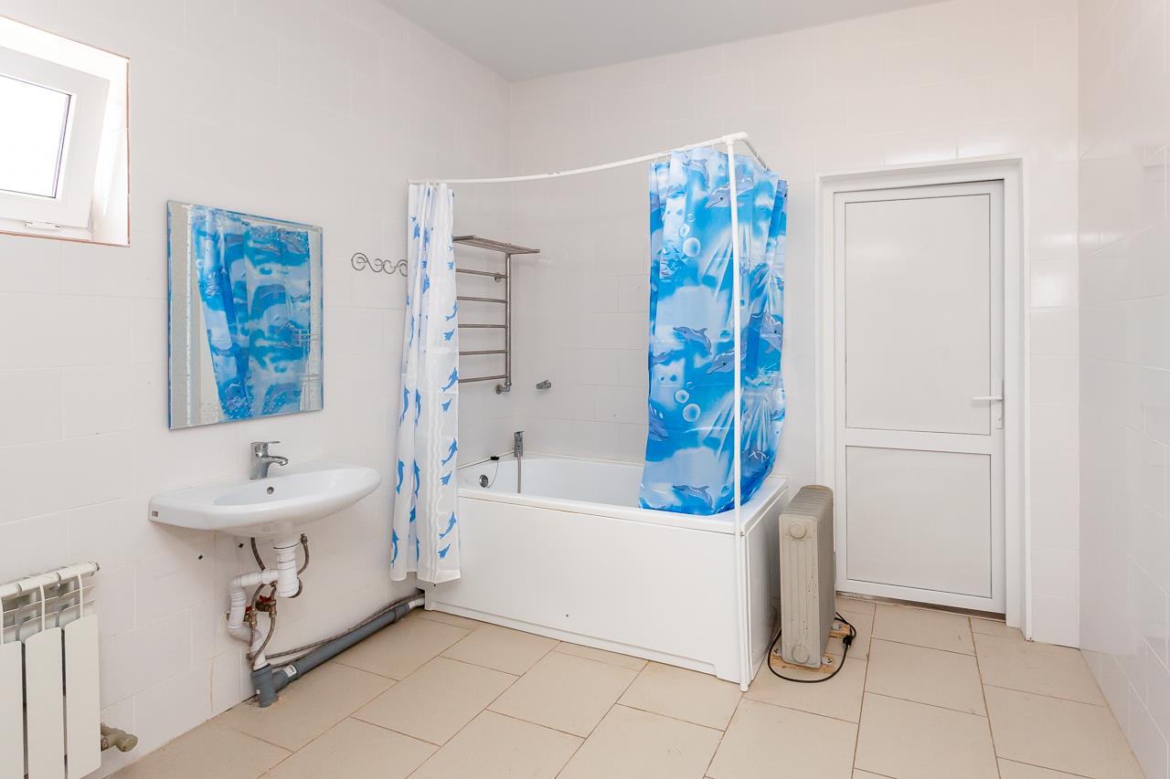 Фото №18: Дом 141 м² + 3 сот. - Краснодар, Прикубанский внутригородской округ, п. коттеджный  Изумрудный Город, ул. имени Героя Петра Богдановича, 3к1