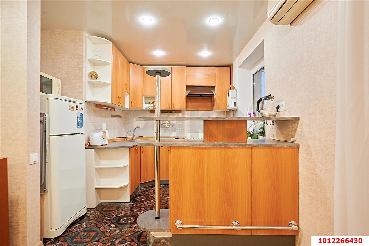 Фото №8: 2-комнатная квартира <span class="whitespace-nowrap">43 м²</span>, <span class="whitespace-nowrap">2/5 эт.</span> - Краснодар, мкр. Западный внутригородской округ, ул. 4-я Линия Нефтяников, 18