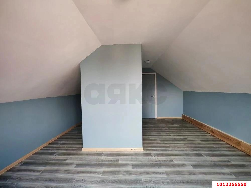 Фото №9: Дом <span class="whitespace-nowrap">166 м²</span> <span class="whitespace-nowrap">+ 4.56 сот.</span>, <span class="whitespace-nowrap">2 эт.</span> - Южный, ул. Южная, 33/1