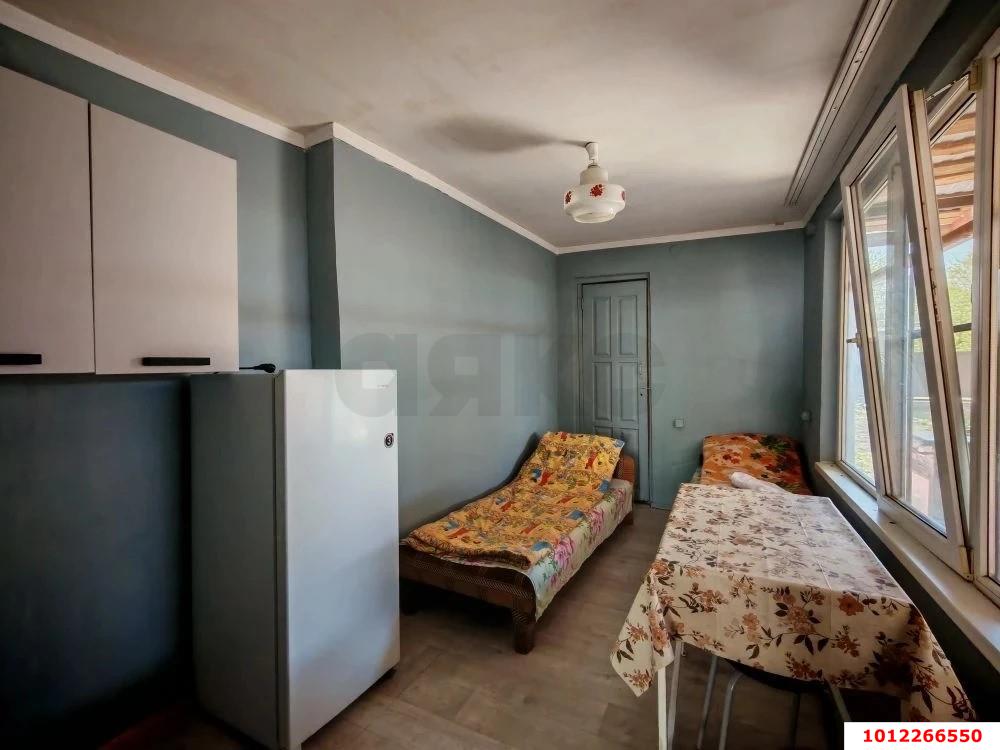 Фото №6: Дом <span class="whitespace-nowrap">166 м²</span> <span class="whitespace-nowrap">+ 4.56 сот.</span>, <span class="whitespace-nowrap">2 эт.</span> - Южный, ул. Южная, 33/1