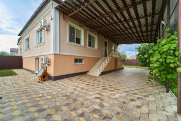 Фото №1: Дом 217 м² - Краснодар, мкр. 2-я Площадка, ул. Александра Пархоменко, 18