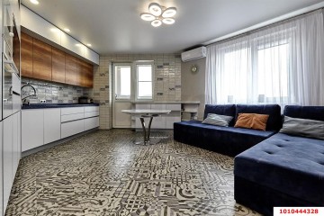 Фото №1: 3-комнатная квартира 70 м² - Краснодар, мкр. Юбилейный, ул. Генерала Шифрина, 1/1