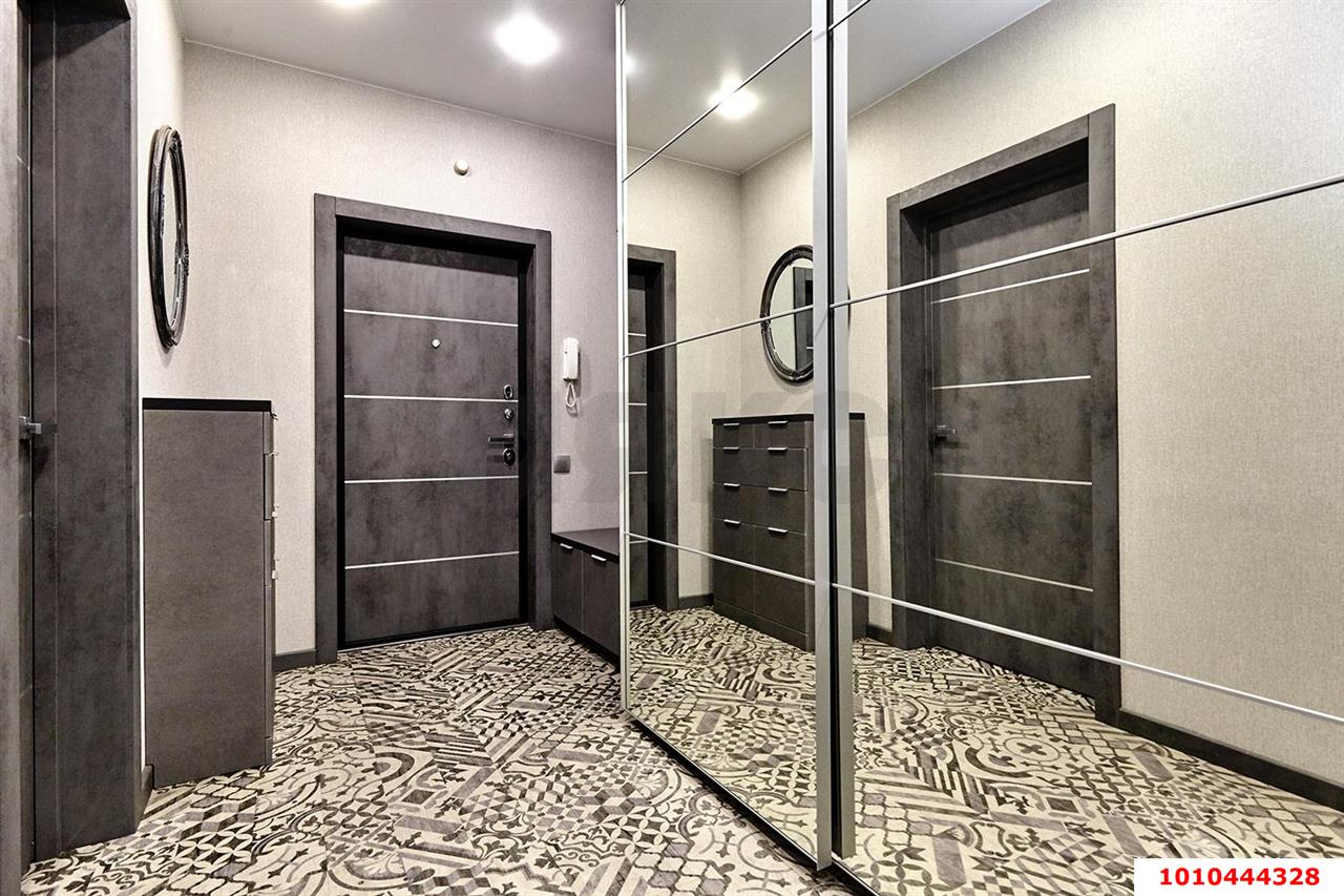 Фото №12: 3-комнатная квартира 70 м² - Краснодар, Юбилейный, ул. Генерала Шифрина, 1/1