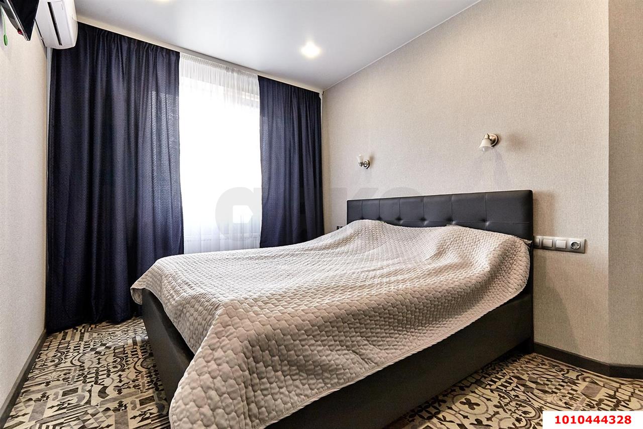 Фото №6: 3-комнатная квартира 70 м² - Краснодар, Юбилейный, ул. Генерала Шифрина, 1/1