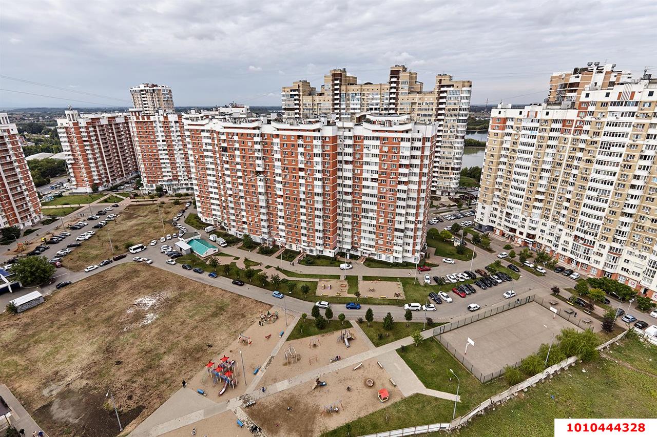 Фото №16: 3-комнатная квартира 70 м² - Краснодар, Юбилейный, ул. Генерала Шифрина, 1/1