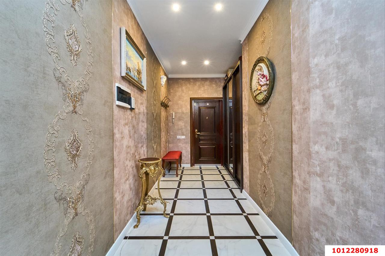 Фото №13: 2-комнатная квартира 90 м² - Краснодар, Музыкальный, Прикубанский внутригородской округ, Завод Радиоизмерительных Приборов, мкр. имени Петра Метальникова, ул. Московская, 152