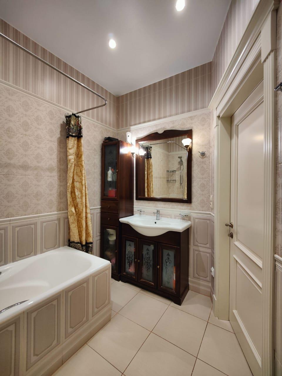 Фото №15: 2-комнатная квартира 90 м² - Краснодар, Музыкальный, Прикубанский внутригородской округ, Завод Радиоизмерительных Приборов, мкр. имени Петра Метальникова, ул. Московская, 152