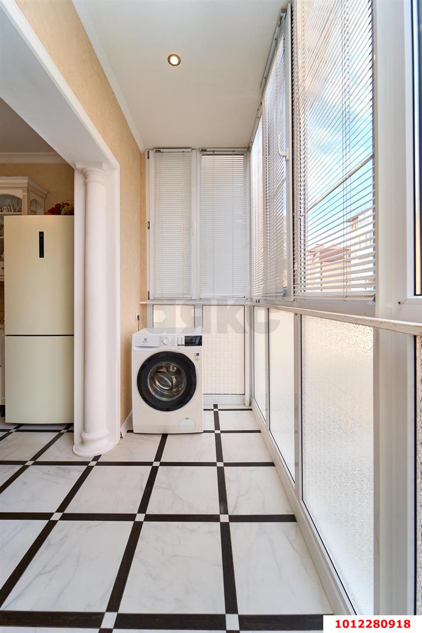 Фото №4: 2-комнатная квартира 90 м² - Краснодар, Музыкальный, Прикубанский внутригородской округ, Завод Радиоизмерительных Приборов, мкр. имени Петра Метальникова, ул. Московская, 152