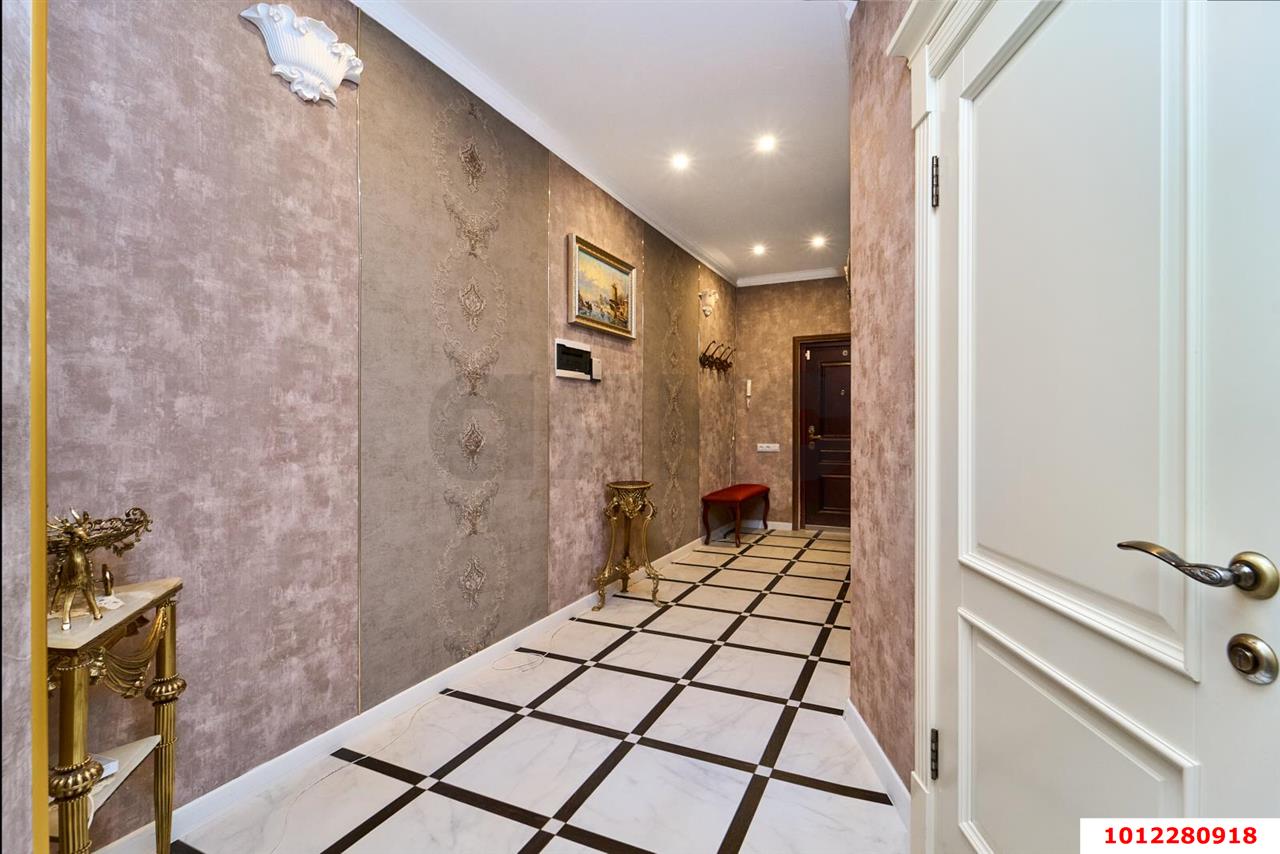 Фото №15: 2-комнатная квартира 90 м² - Краснодар, Музыкальный, Прикубанский внутригородской округ, Завод Радиоизмерительных Приборов, мкр. имени Петра Метальникова, ул. Московская, 152