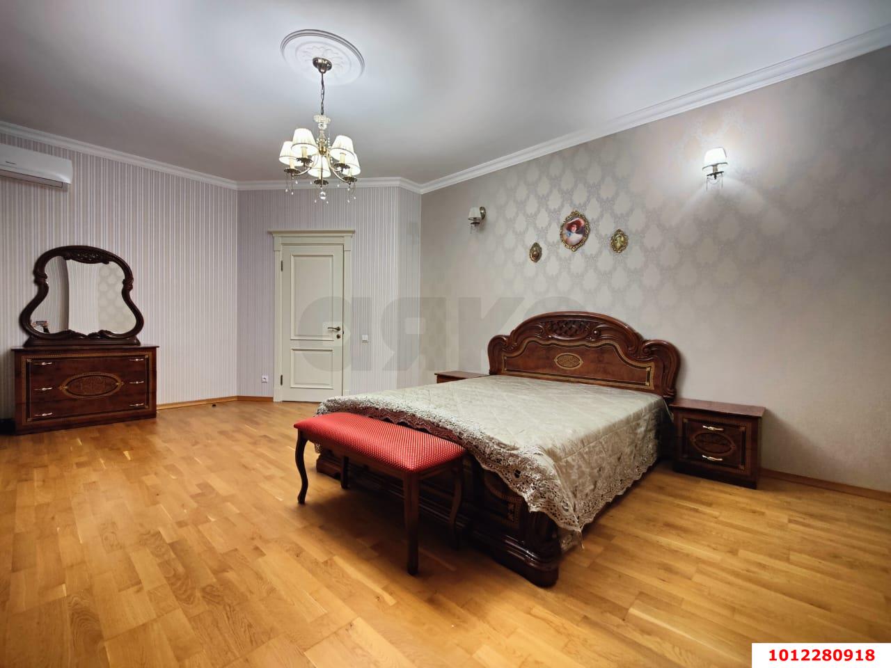 Фото №4: 2-комнатная квартира 90 м² - Краснодар, имени Петра Метальникова, ул. Московская, 152