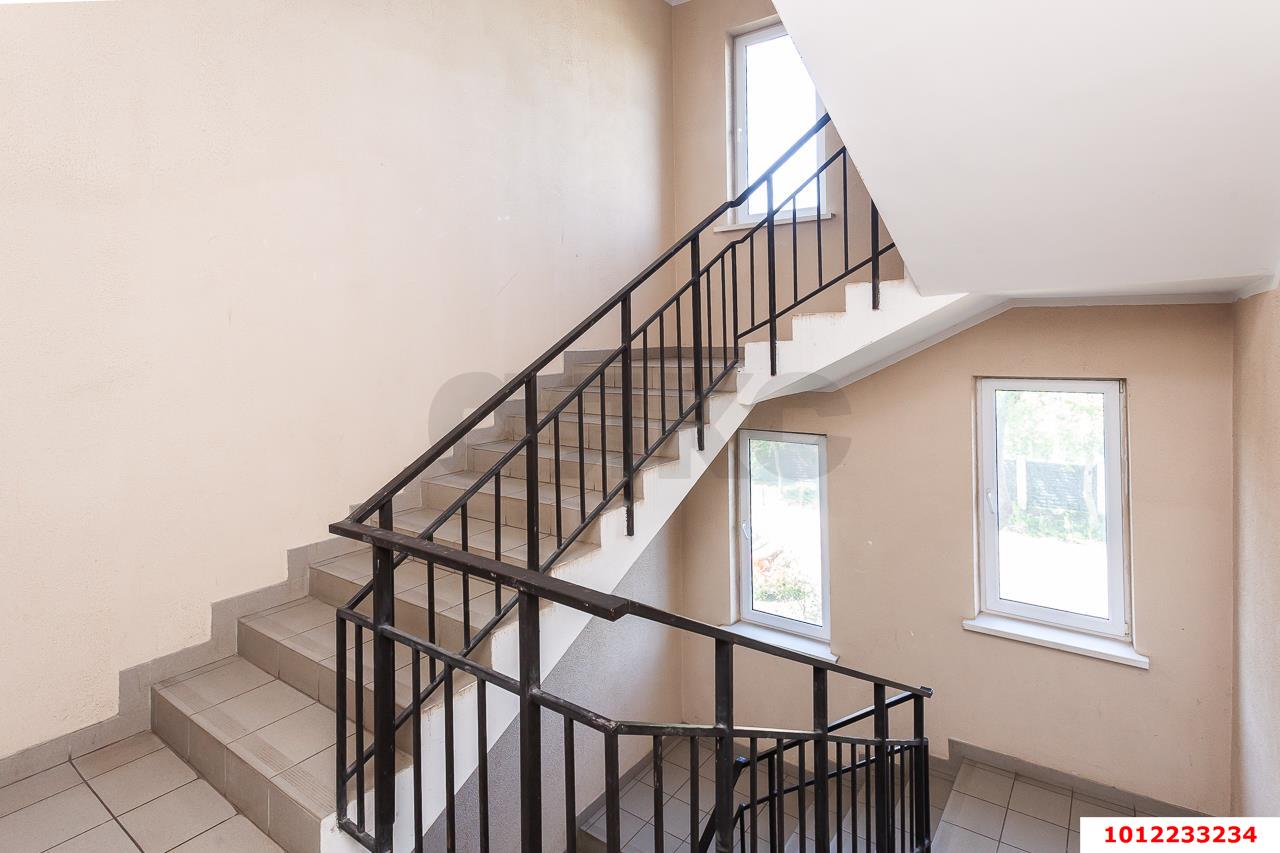 Фото №10: 2-комнатная квартира 78 м² - Краснодар, Прикубанский внутригородской округ, мкр. Немецкая Деревня, пр-кт Гёте, 2