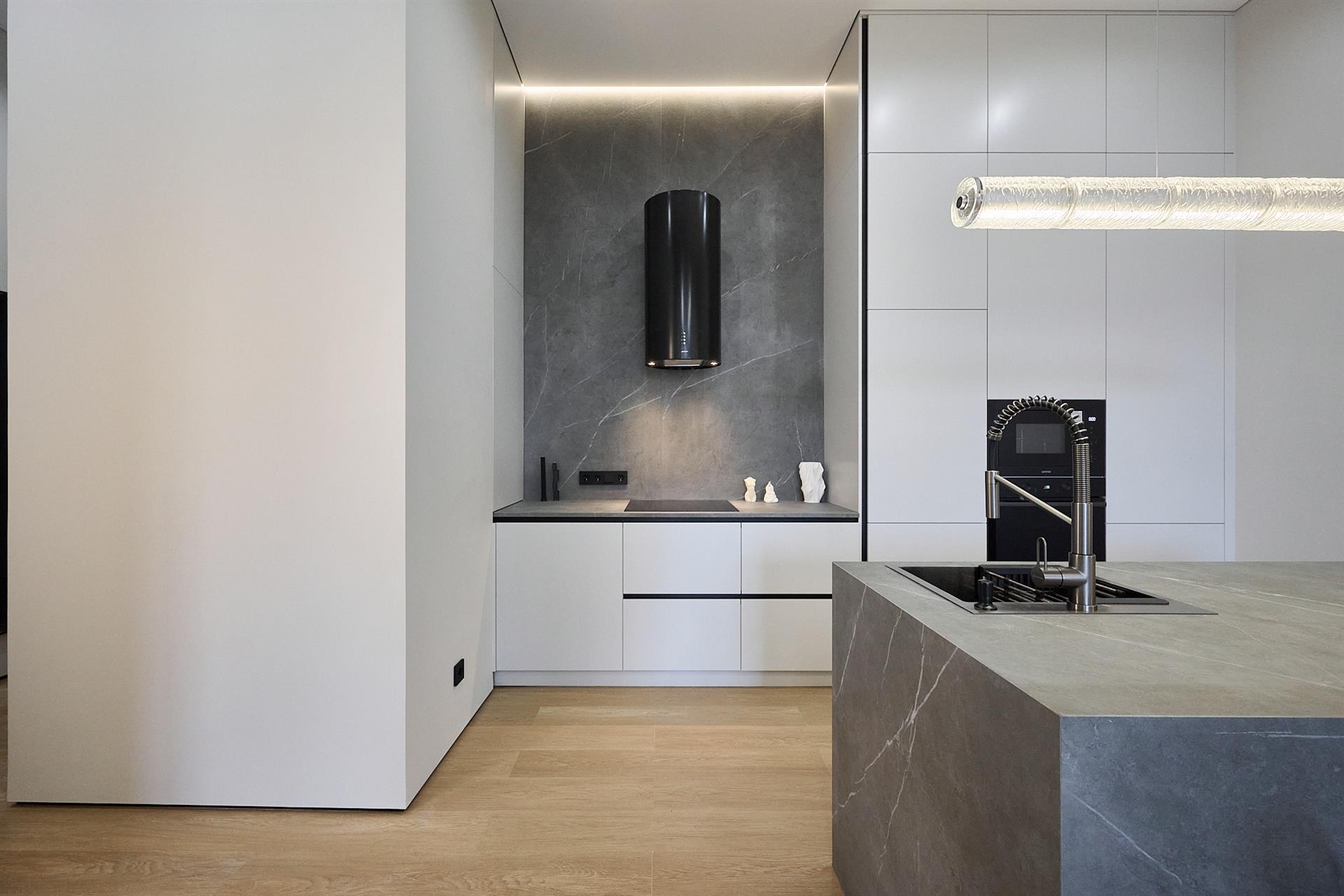 Фото №11: 1-комнатная квартира 72 м² - Краснодар, ЖК Девелопмент Плаза, Завод Измерительных Приборов, Прикубанский внутригородской округ, мкр. жилой комплекс Девелопмент Плаза, ул. имени 40-летия Победы, 33Г