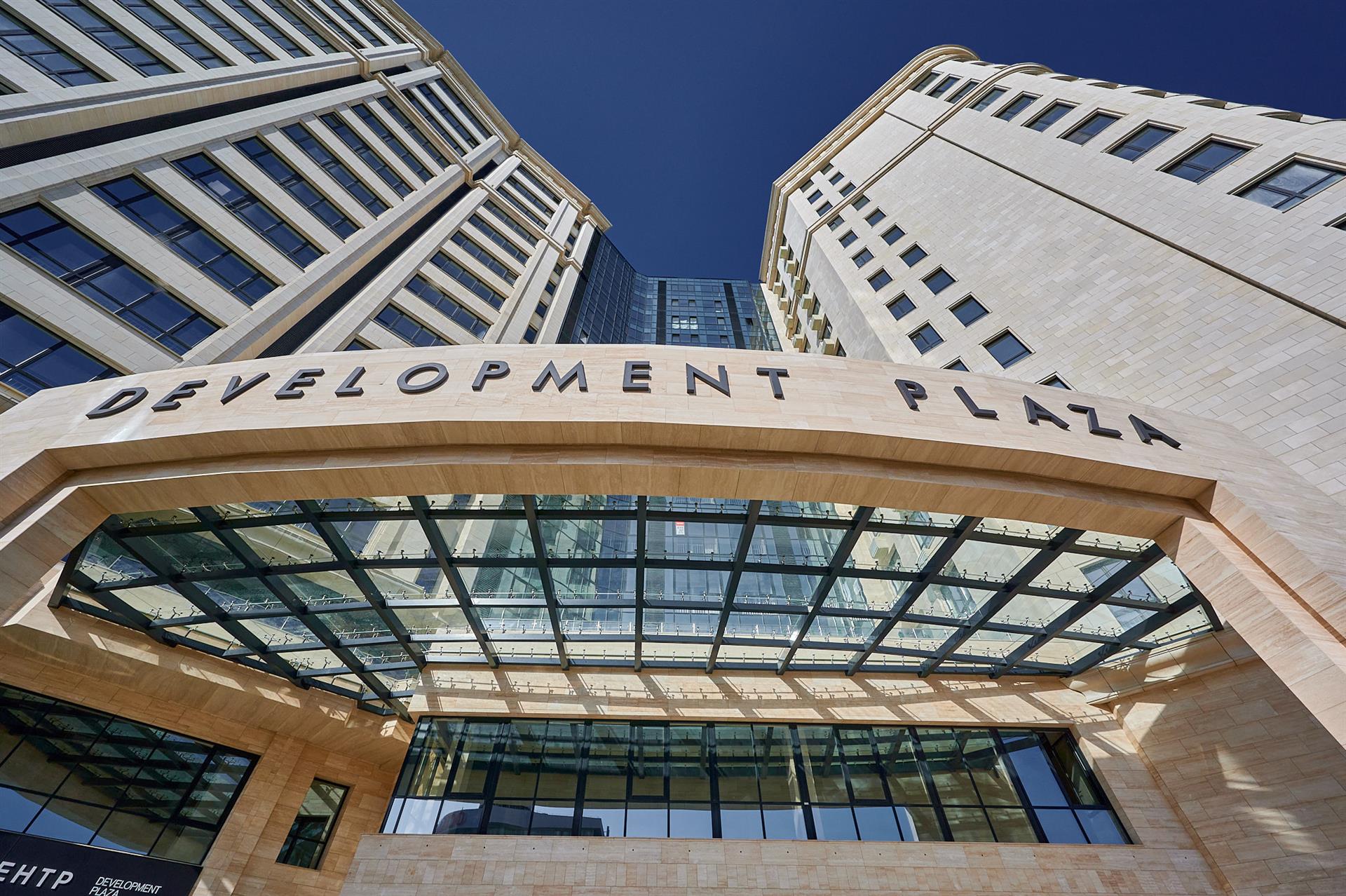 Фото №39: 1-комнатная квартира 72 м² - Краснодар, ЖК Девелопмент Плаза, Завод Измерительных Приборов, Прикубанский внутригородской округ, мкр. жилой комплекс Девелопмент Плаза, ул. имени 40-летия Победы, 33Г